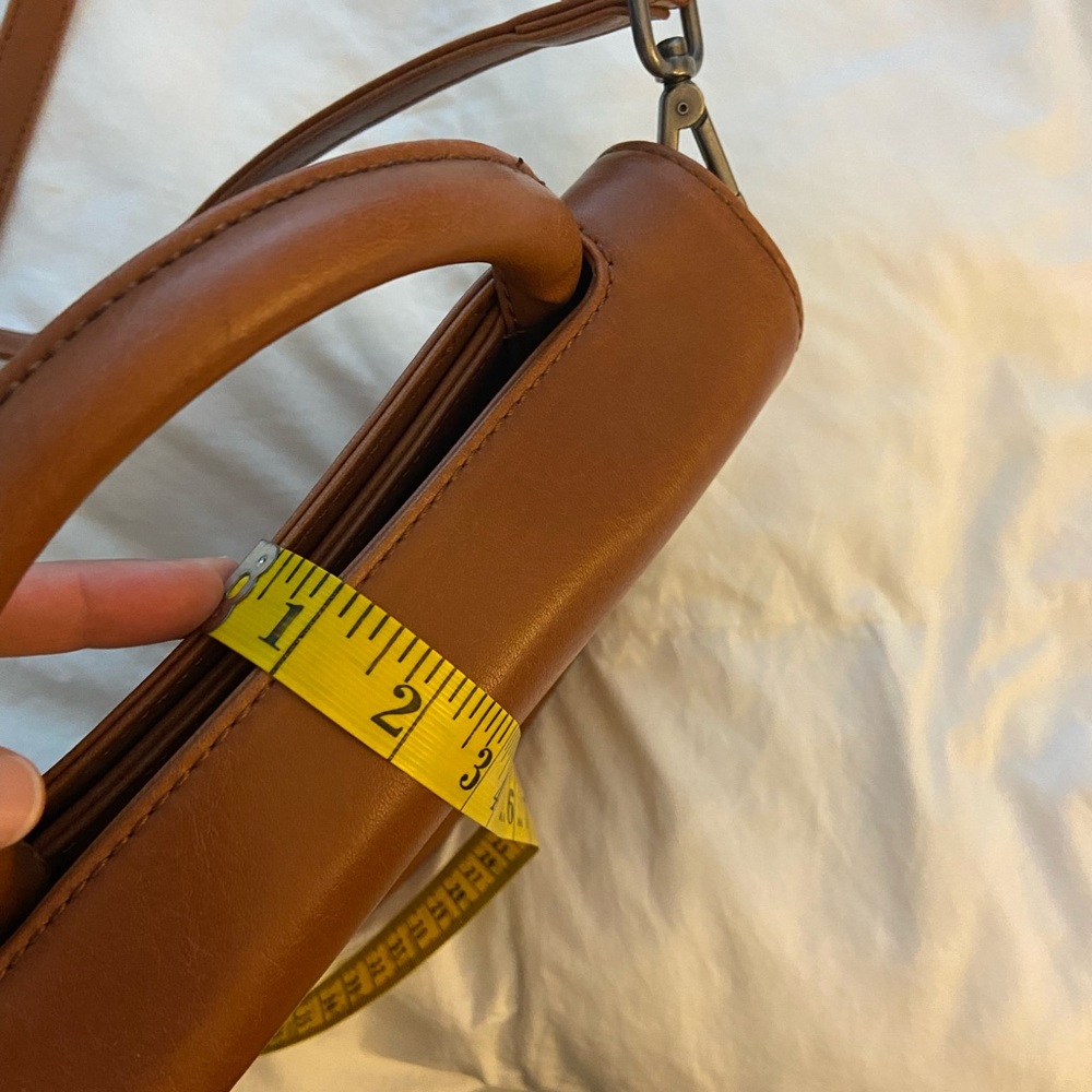 Matt & Nat Parabole Vegan Leather Crossbody Bag - Picture 8 of 8